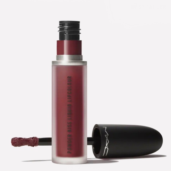 MAC Powder Kiss Liquid Lipcolour MAKE LOVE TO THE CAMERA 994 - Picture 7 of 12